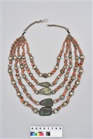 藏品(珊瑚玉石胸飾)的圖片